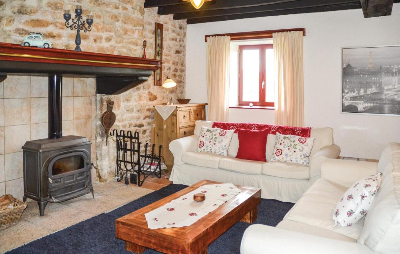 Beautiful Home In Montaudin With Wifi Екстер'єр фото